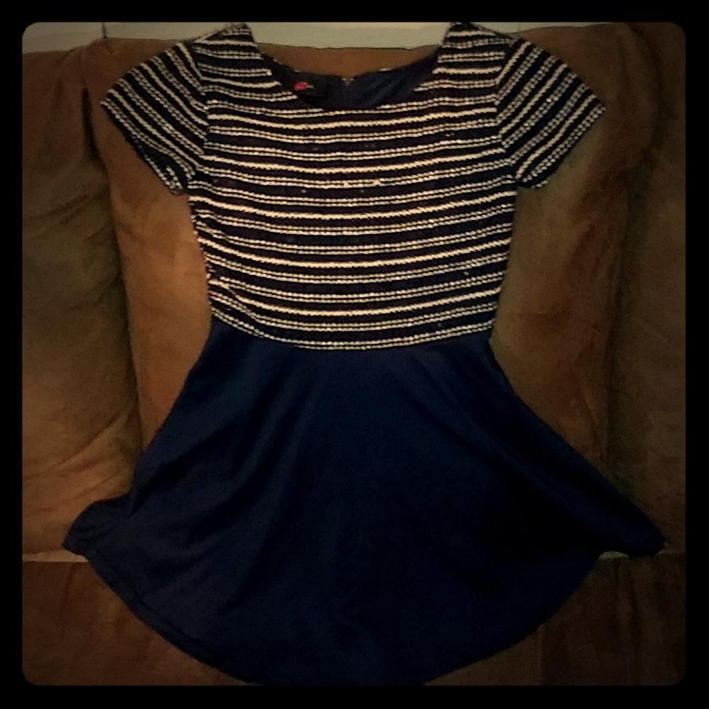 A size 10 IZBYER GIRL dress